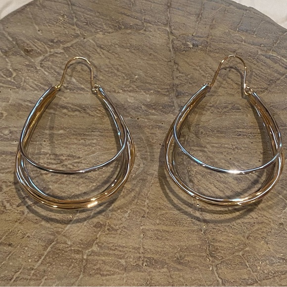 House Of Harlow 1960 Quadruple 4 Hoop Silver Gold Earrings NWT - Picture 6 of 6